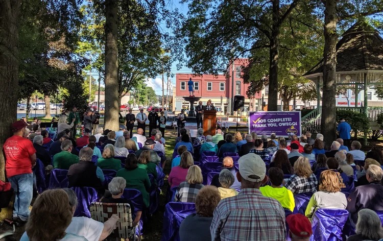 Supervisor Castellucci speaks at